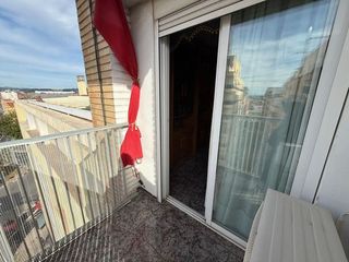 AMPLIO PISO CON BALCÓN EN PUERTO DE SAGUNTO