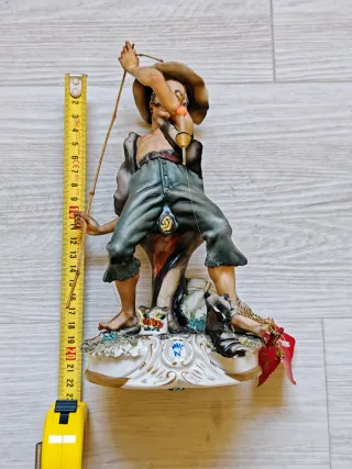 Statuetta Capodimonte pescatore