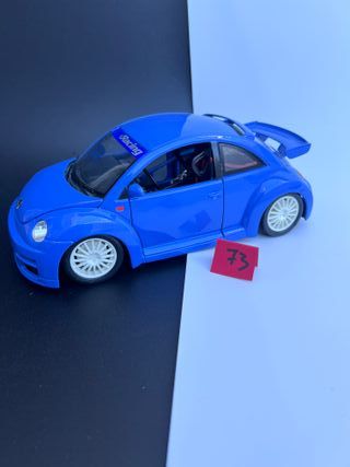 VOLKSWAGEN NEW BEETLE CUP 1/18 Azul