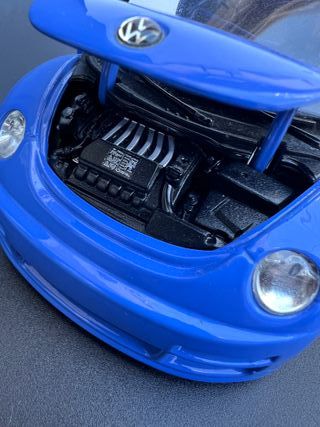VOLKSWAGEN NEW BEETLE CUP 1/18 Azul