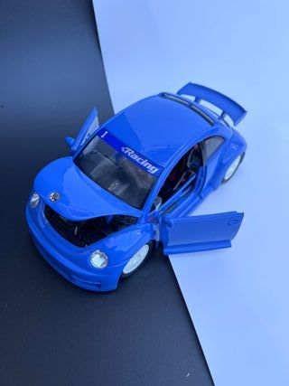 VOLKSWAGEN NEW BEETLE CUP 1/18 Azul