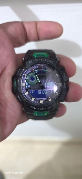 Reloj G-Shock Negro y Verde