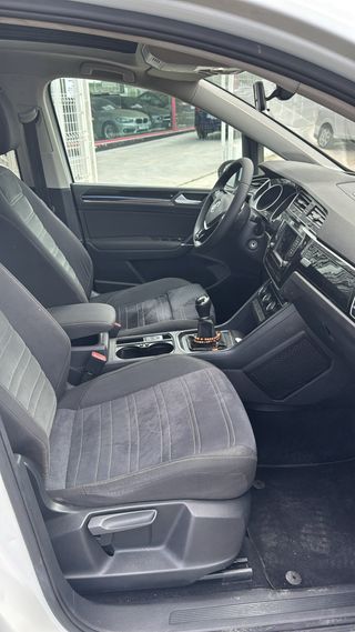 Volkswagen Touran 2016 TSI 7 Plazas