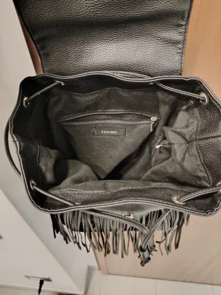 Borsa nera con frange