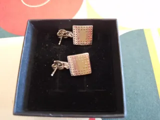 Pendientes Plata Cuadrados Perla y Circonitas
