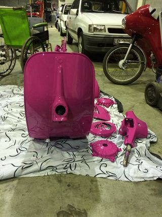 Vespa 75 Primavera Rosa