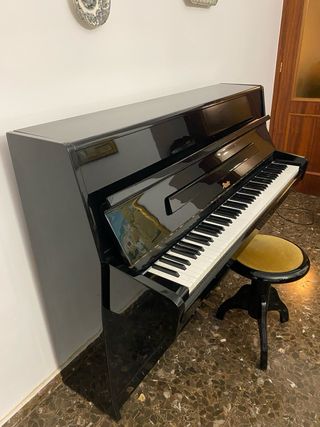 Piano Rösler