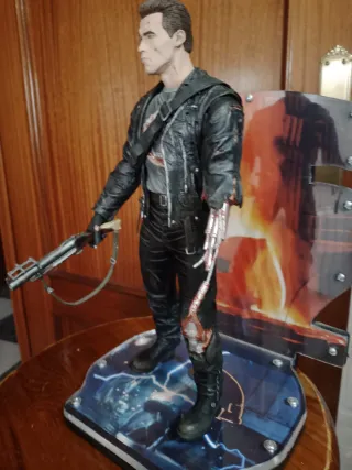 Figura Terminator T-800 NECA 12