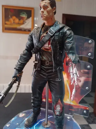 Figura Terminator T-800 NECA 12
