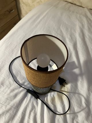 Velador de mesa rústico