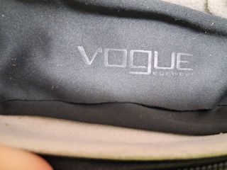 Gafas de sol Vogue negras cat-eye