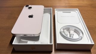 iPhone 13 Rosa Claro 256GB