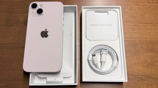 iPhone 13 Rosa Claro 256GB