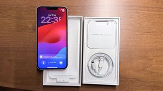 iPhone 13 Rosa Claro 256GB