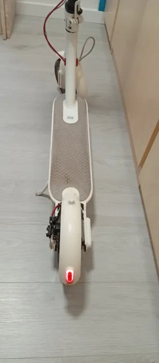 Patinete Eléctrico Xiaomi Mi 365
