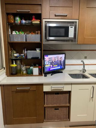 Muebles de cocina madera de roble y Silestone