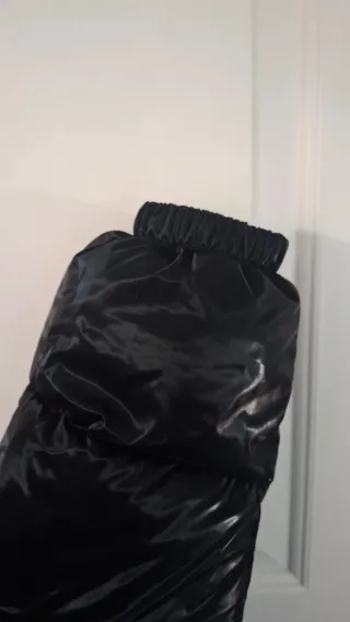 Abrigo Plumas Negro Corto Zara