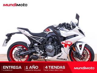 SUZUKI GSX-8R