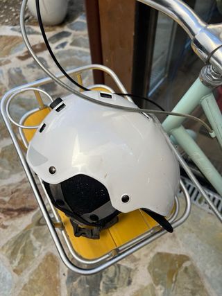 Bicicleta Fabric City con casco