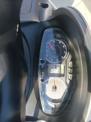 Suzuki Burgman 125 2018 Plata