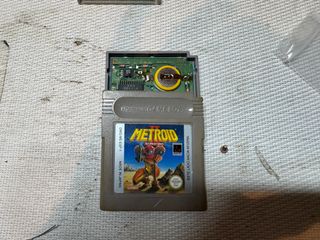 Cambio de pilas juegos Game Boy Nintendo