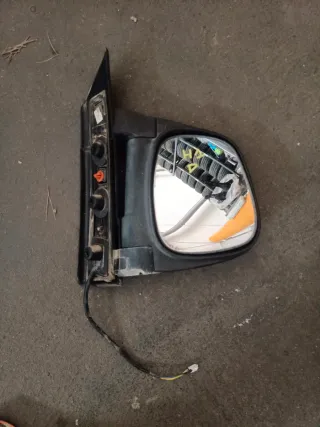 Retrovisor Eléctrico Derecho Hyundai H1