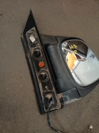 Retrovisor Eléctrico Derecho Hyundai H1