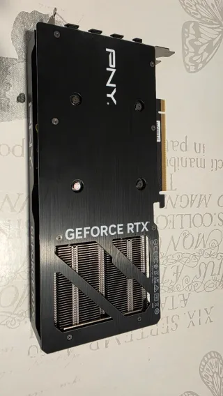 Tarjeta Gráfica PNY GeForce RTX 4070 SUPER 12GB OC