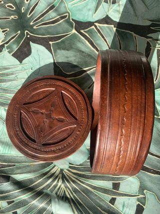 Caja Tuareg Vintage Madera Repujada 20cm