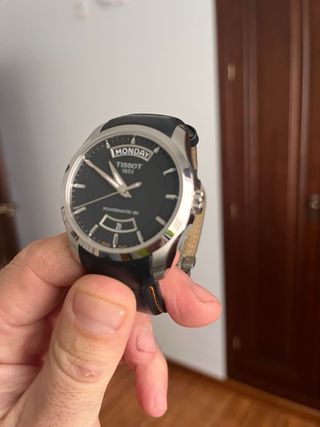 Tissot Couturier Automático Negro/Plata