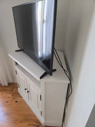 Mueble esquinero blanco