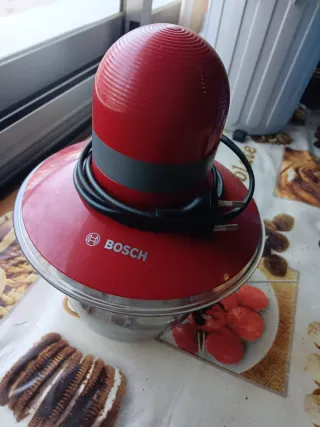 Picadora Bosch Roja