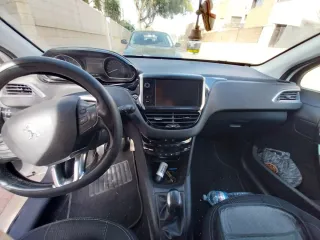 Peugeot 208 2018