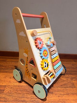 Andador infantil de madera EUREKAKIDS