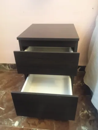 Mesita de noche Ikea madera dos unidades