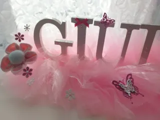 Decorazione nome GIULIA rosa e bianca