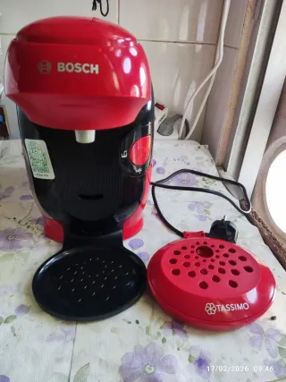 Cafetera Bosch Tassimo Roja