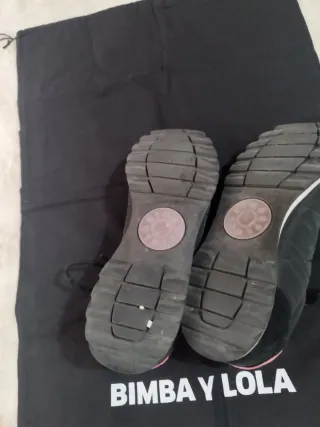 Zapatillas Bimba y Lola Negras y Rosas