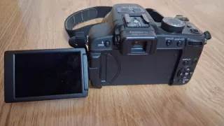 Fotocamera Panasonic Lumix FZ72 + Accessori