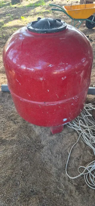 Filtro para piscina rojo