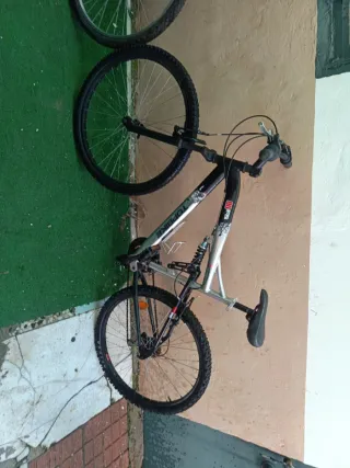 Bicicleta Montaña Blanca 100mm