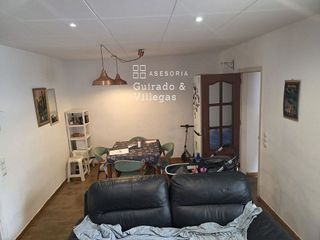 Piso en venta en El Raval - Safaretjos en Santa Coloma de Gramanet