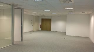 Oficina en alquiler en Port en Badalona