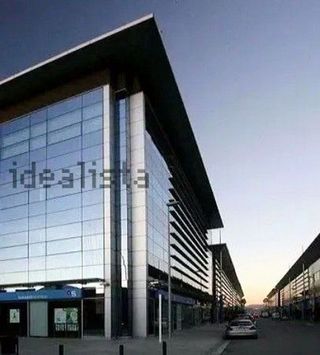 Oficina en alquiler en Port en Badalona