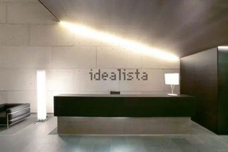 Oficina en alquiler en Port en Badalona