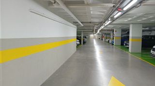 Oficina en alquiler en Port en Badalona