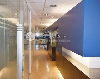 Local comercial en alquiler en Coll Favà - Can Magí en Sant Cugat del Vallès