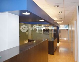 Local comercial en alquiler en Coll Favà - Can Magí en Sant Cugat del Vallès