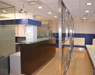 Local comercial en alquiler en Coll Favà - Can Magí en Sant Cugat del Vallès