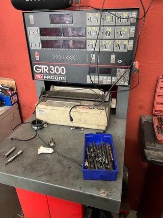 Máquina alineado GTR 300 FACOM